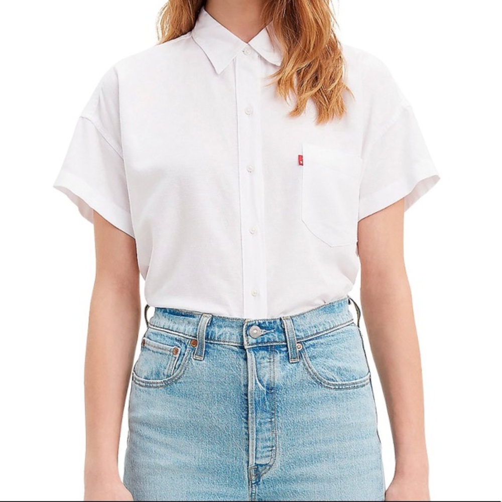 COPY - NEW! LEVI’S WHITE SHORT SLEEVE BUTTON DOWN SHIRT